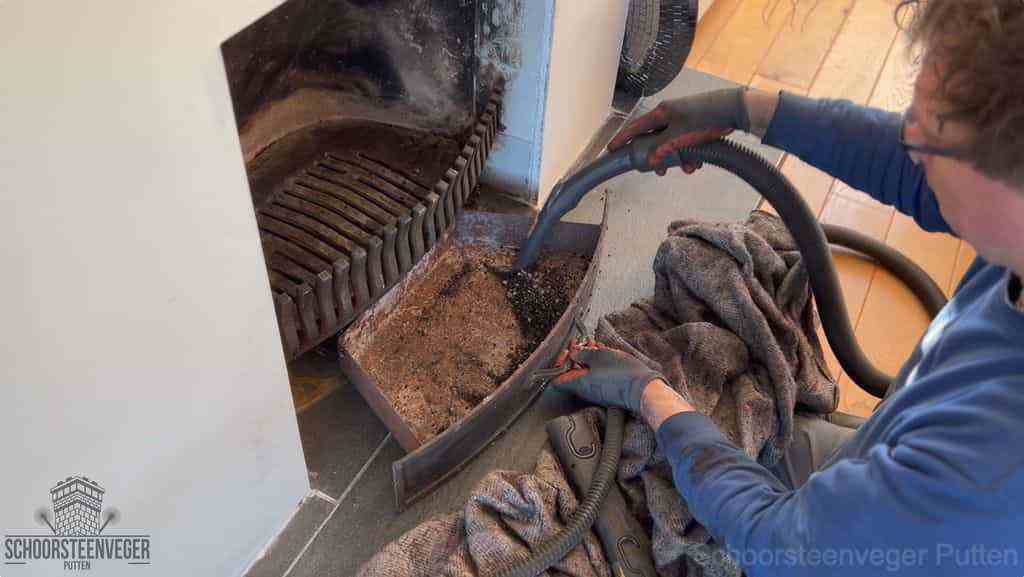 Prijs schoorsteenvegen Putten schouw reinigen Prijs schoorsteenvegen Putten schouw reinigen